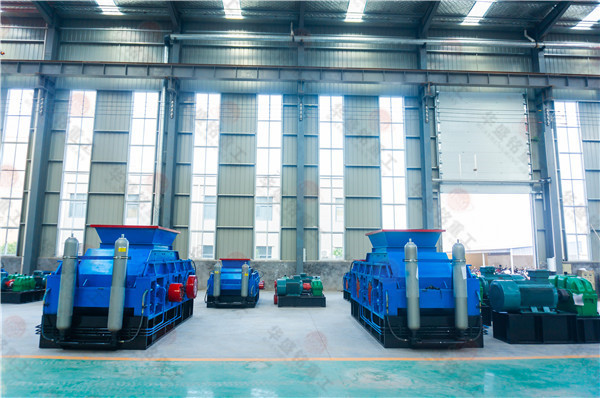 時產(chǎn)200噸對輥制沙機多少錢一臺